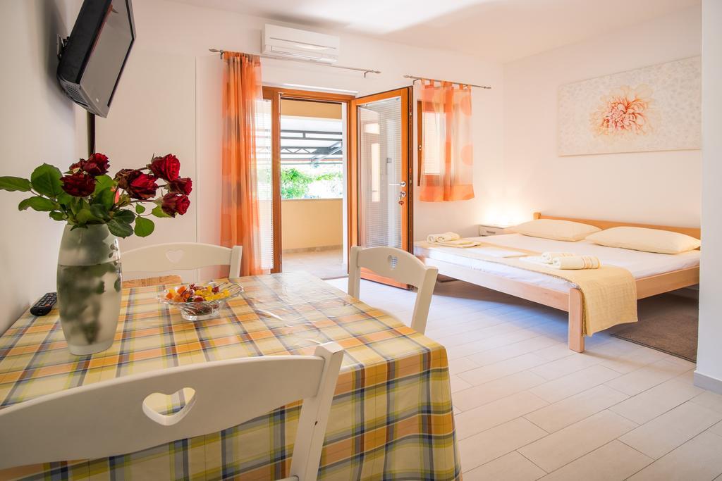 Apartment Iva Krk Town