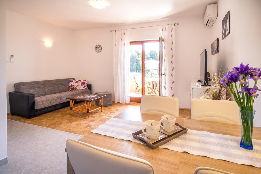Apartment Iva *