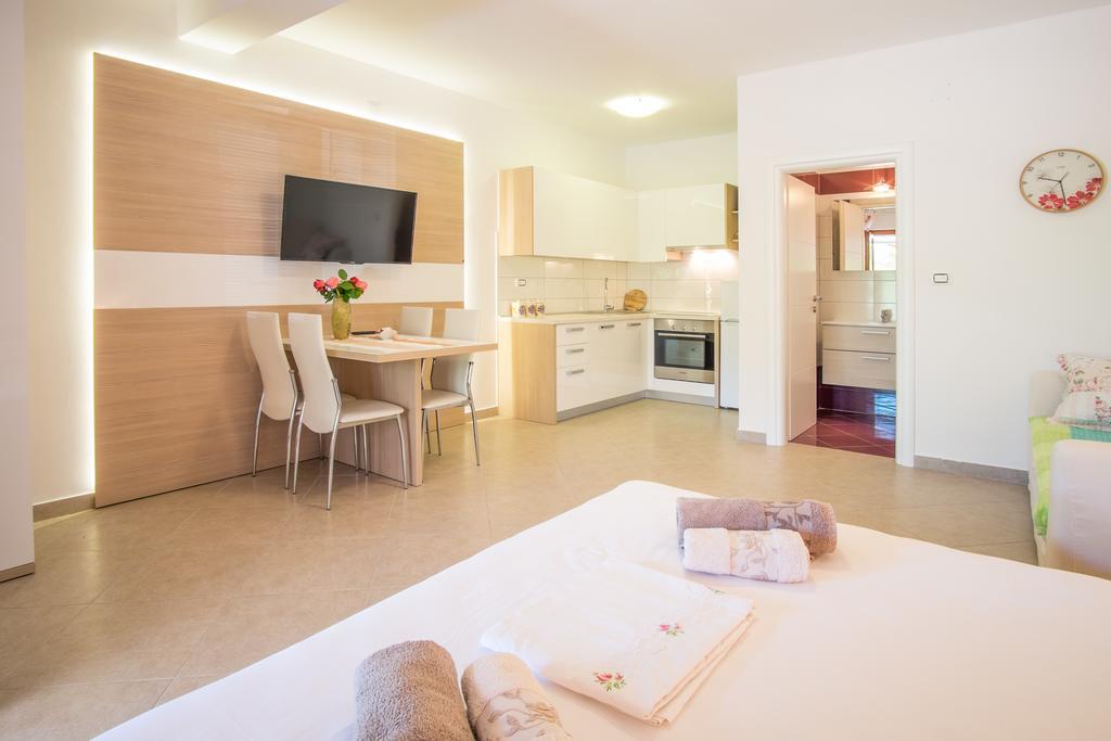 Apartment Iva *